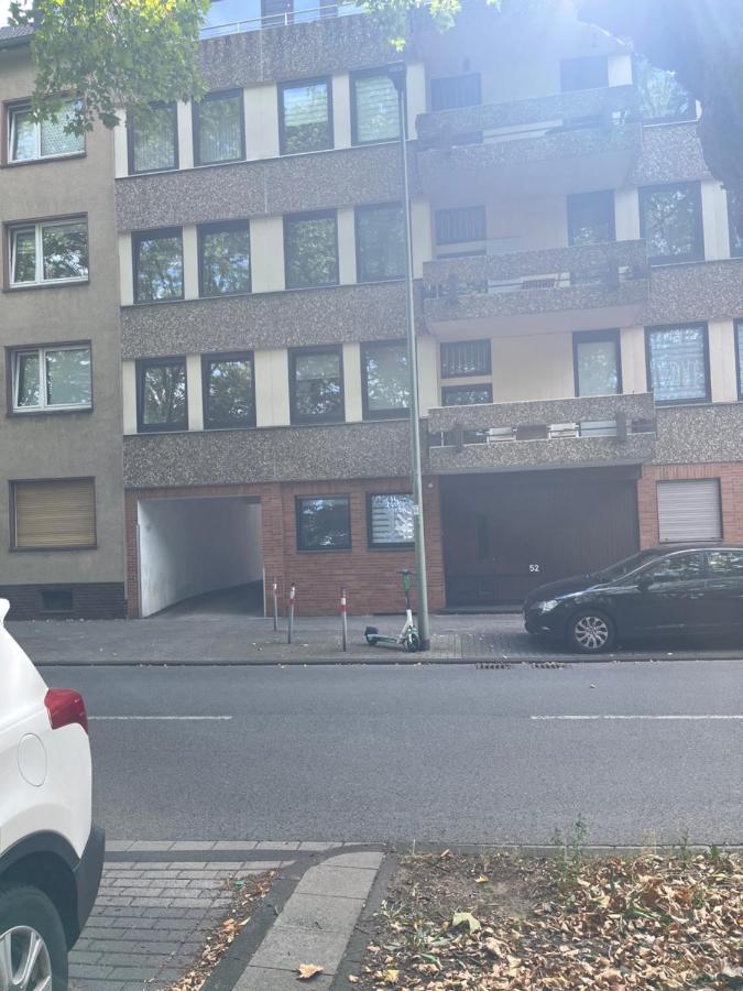 Gemuetliches Zentrales Apartment 2 Min Bis Du Hbf Duisburg Buitenkant foto